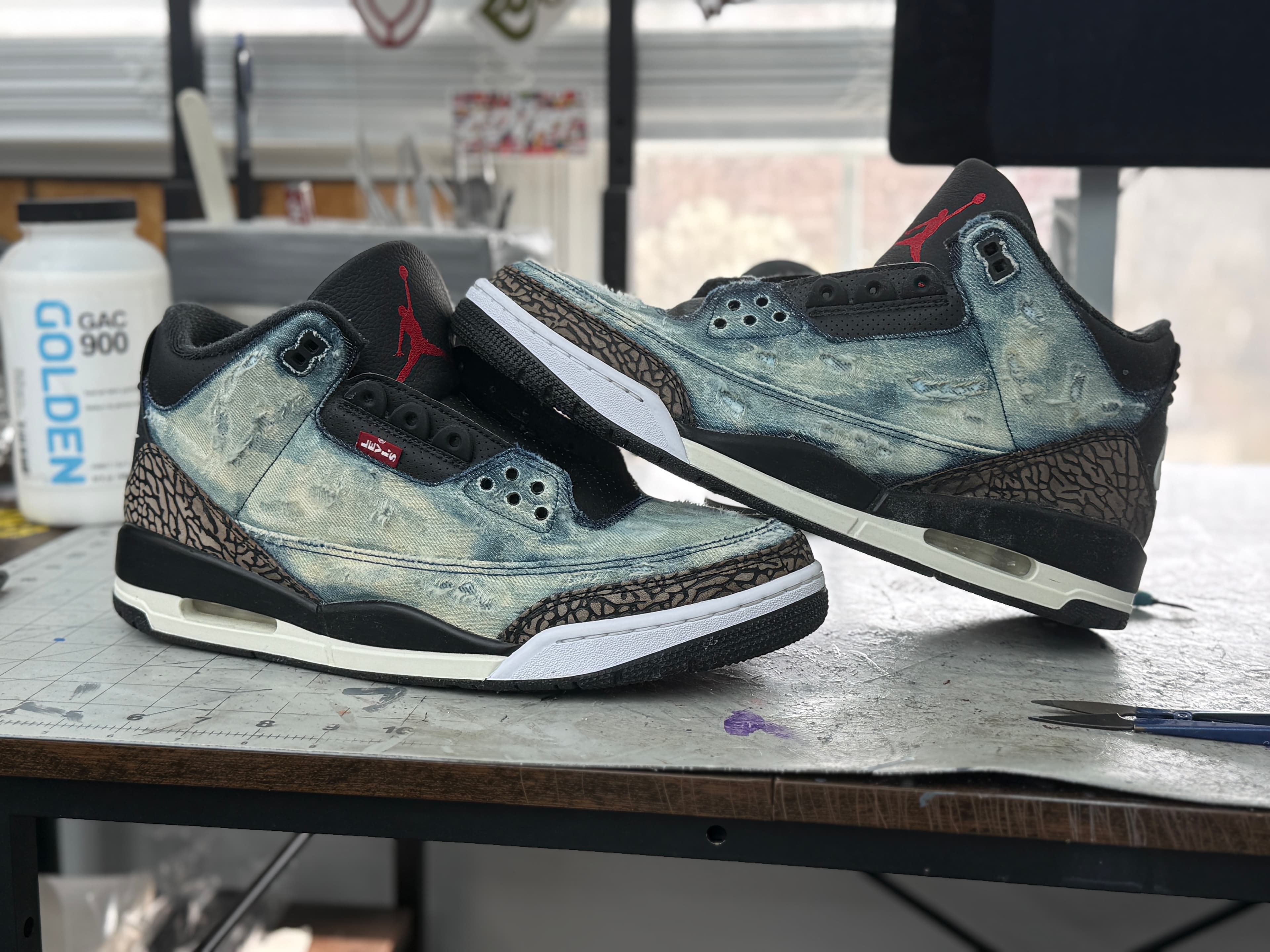 Customize retail shoe — image 1