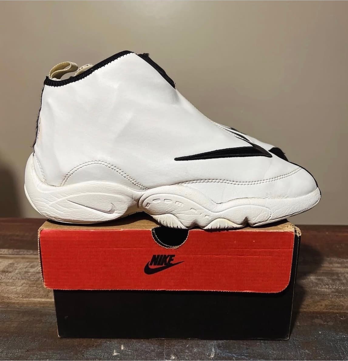 Nike Air Zoom Flight The Gloves (Reglue)
